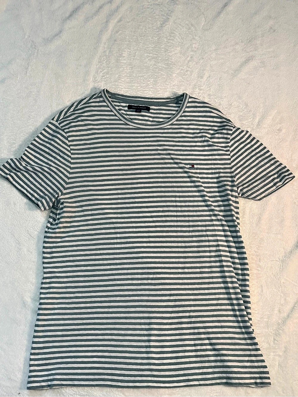 Tommy Hilfiger Striped Short Sleeve Tee in Green & White Size Large